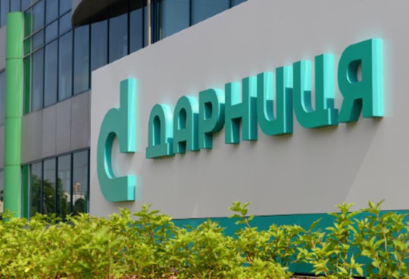 Вже третій удар поспіль окупанти атакували фармацевтичний завод «Дарниця» у Києві Вже третій удар поспіль окупанти атакували фармацевтичний завод «Дарниця» у Києві